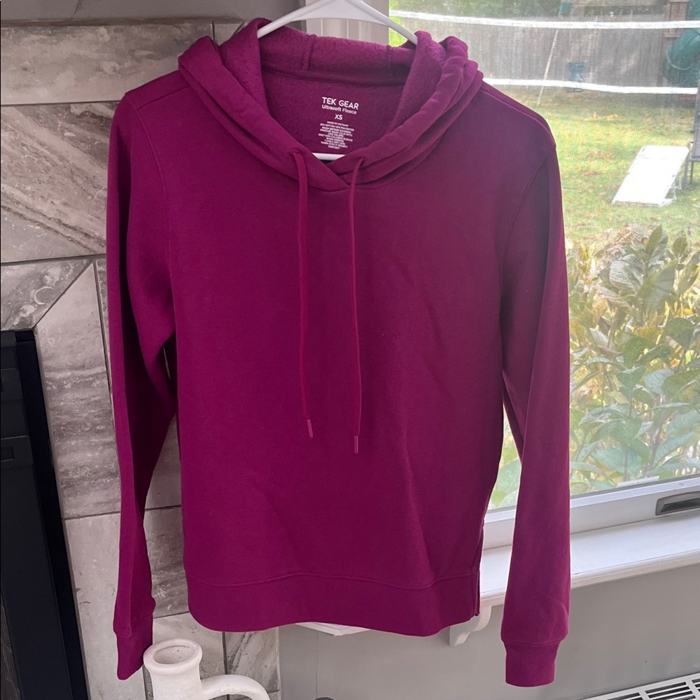 NMOT Tek Gear Women's Magenta Hoodie